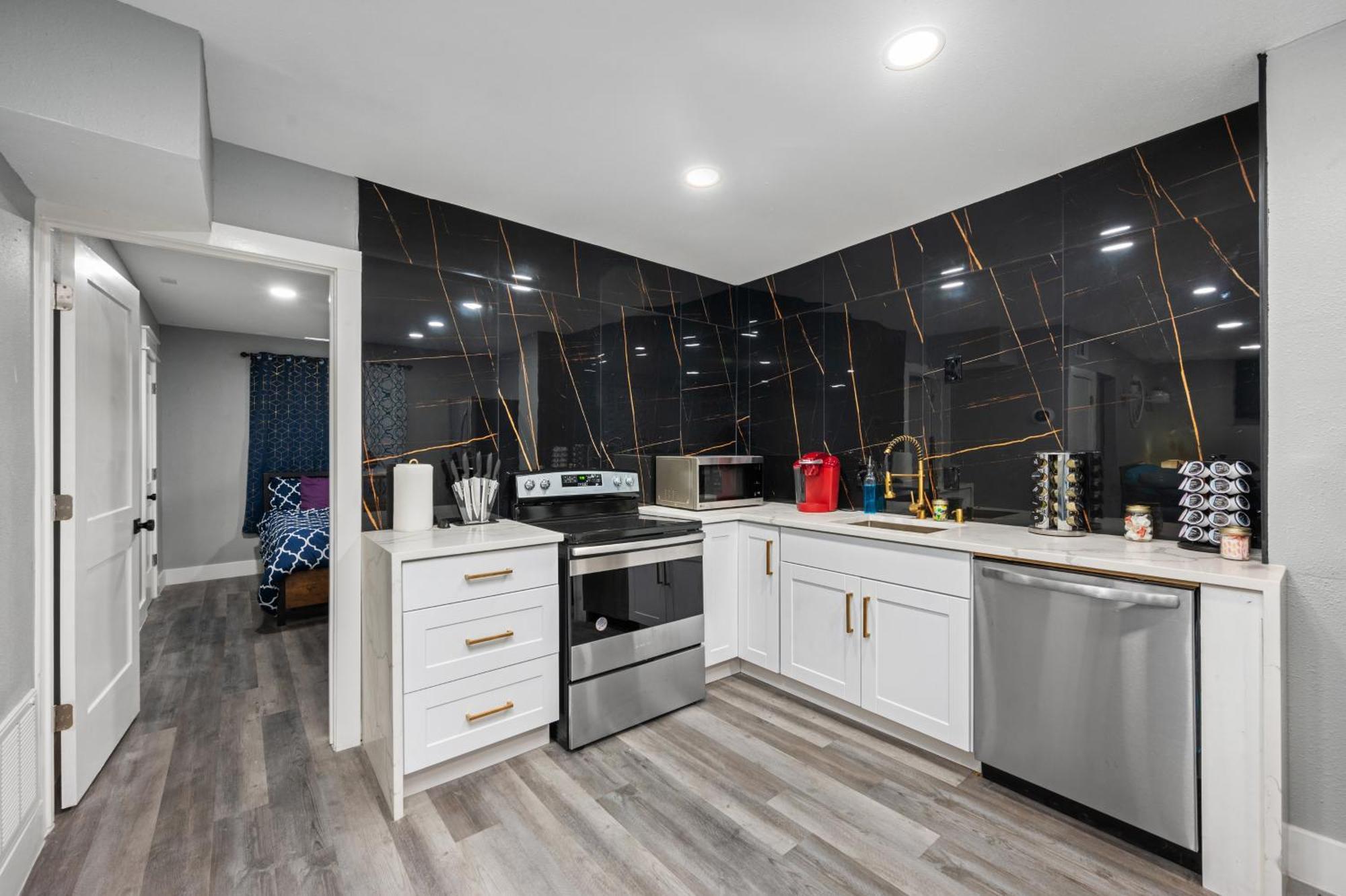 Comfortable 2br In Vibrant Heights * Houston