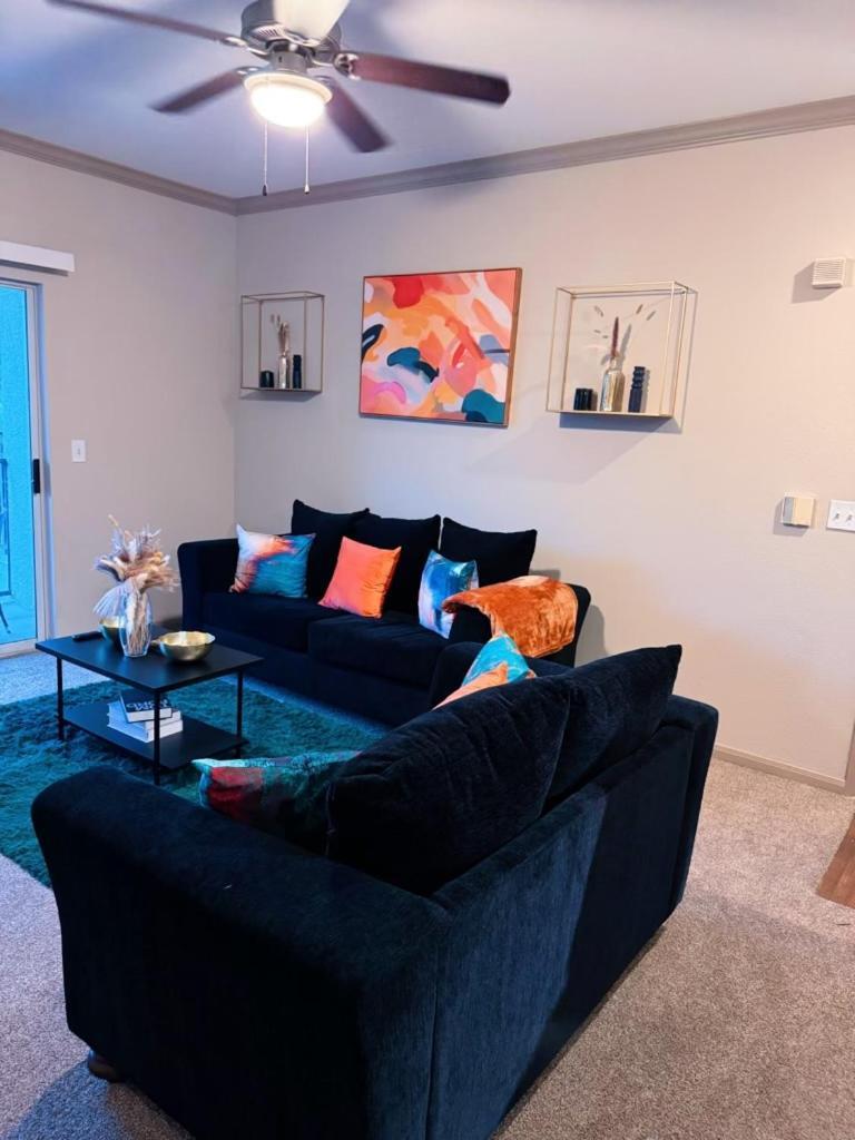 Vibrant Oasis In The Heart Of Midtown & Downtown *