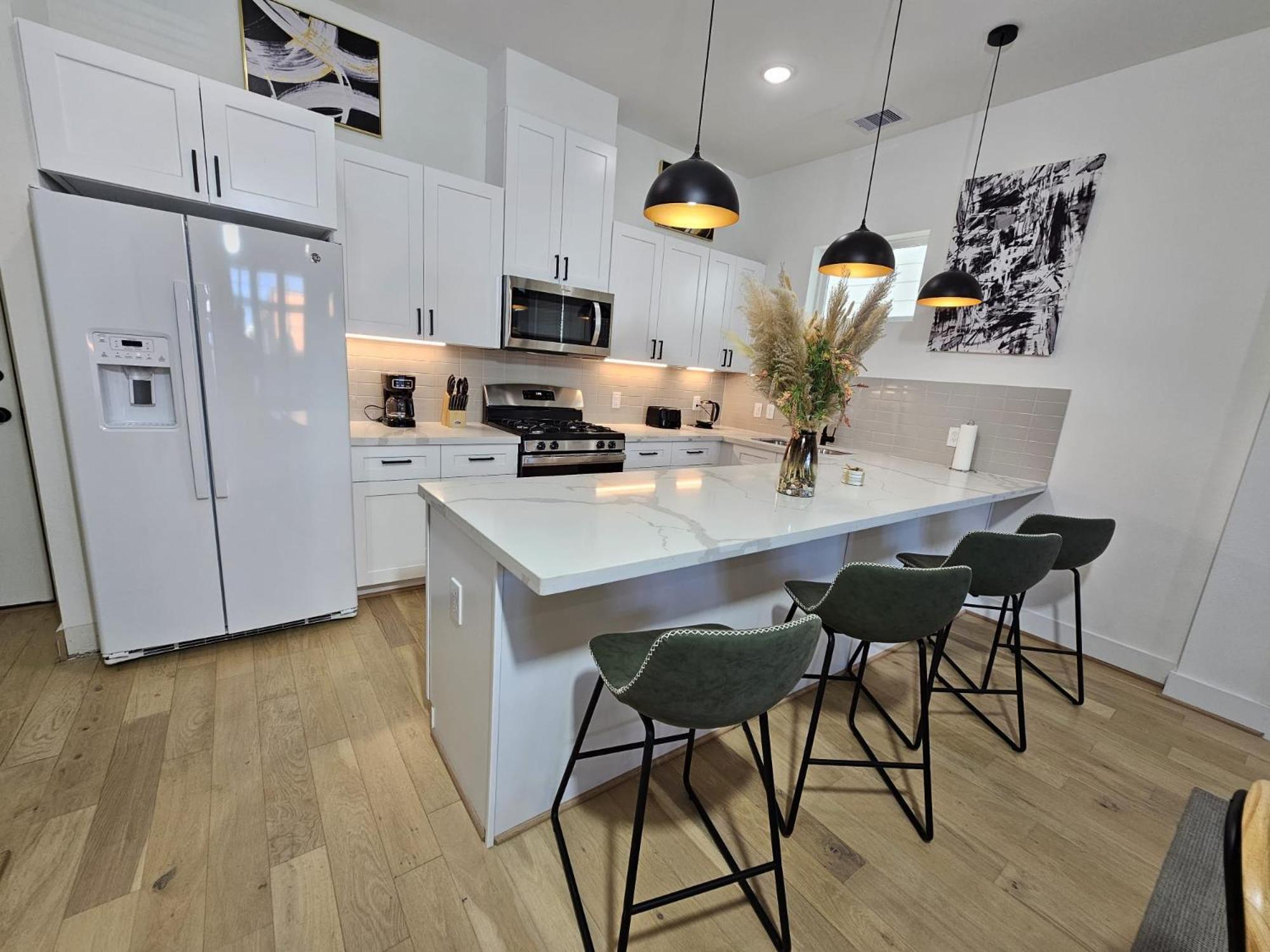 Ultimate Downtown Escape - 3br/2.5ba Sleeps 7 Houston