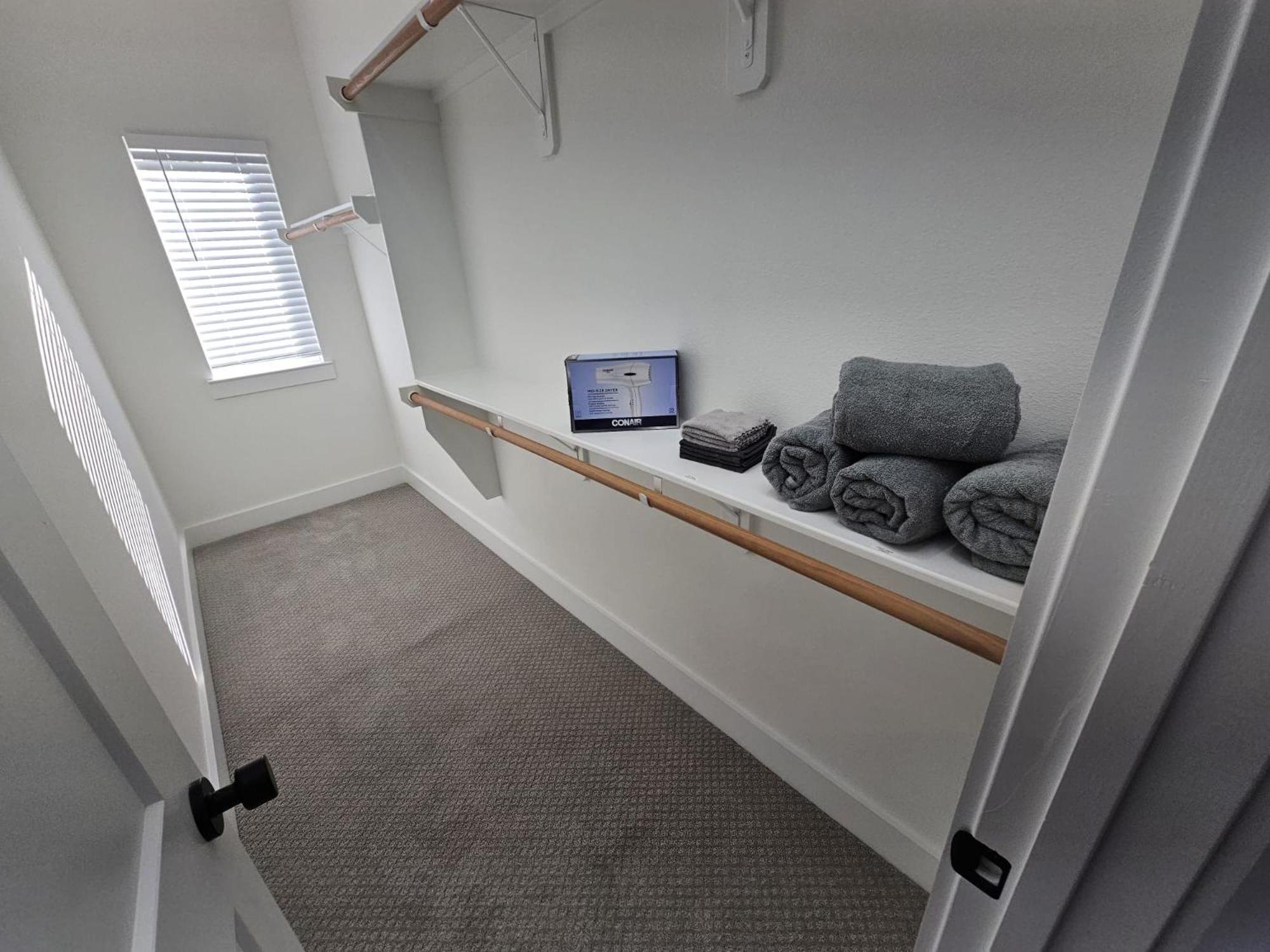 Ultimate Downtown Escape - 3br/2.5ba Sleeps 7