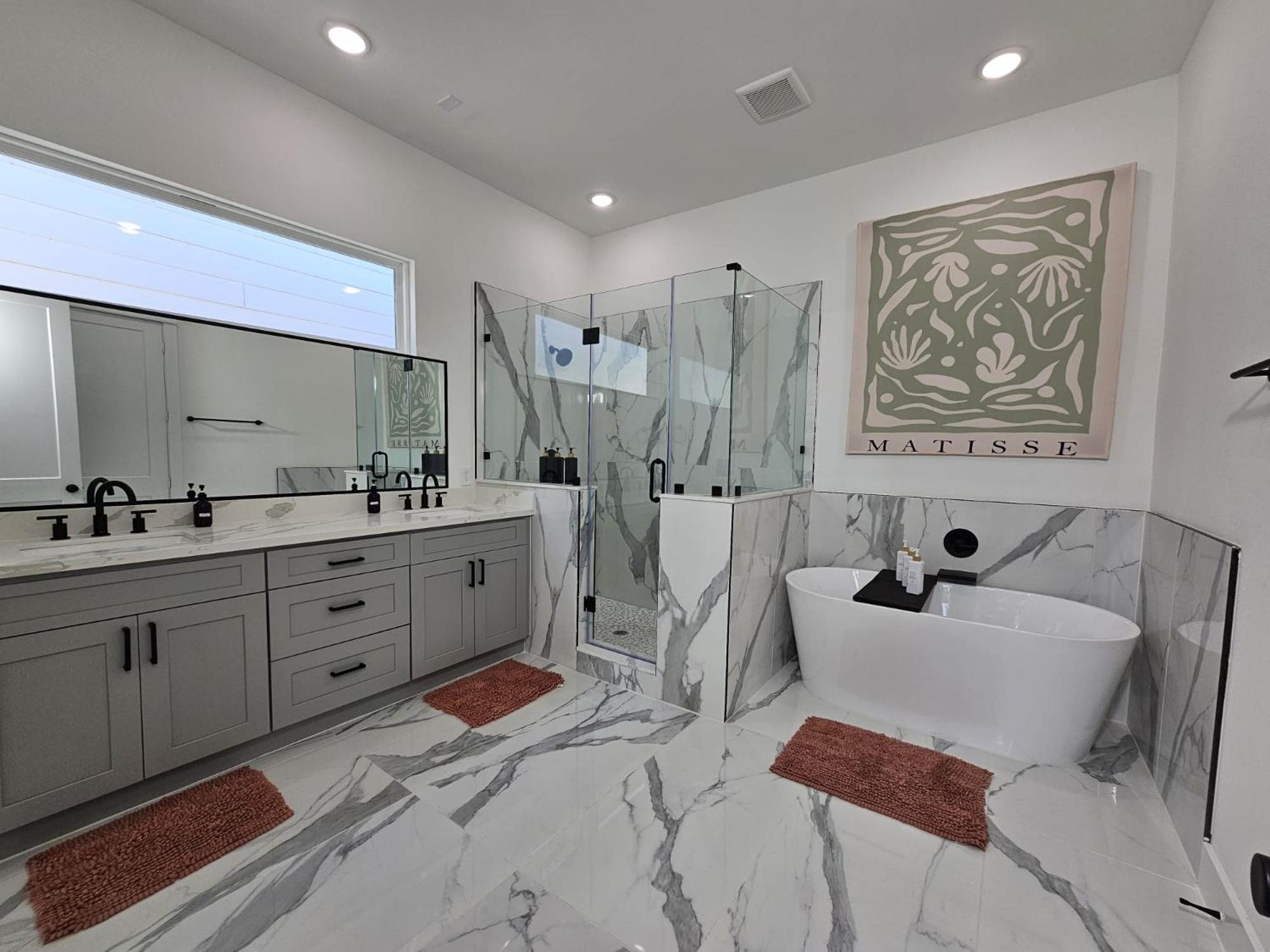 Ultimate Downtown Escape - 3br/2.5ba Sleeps 7