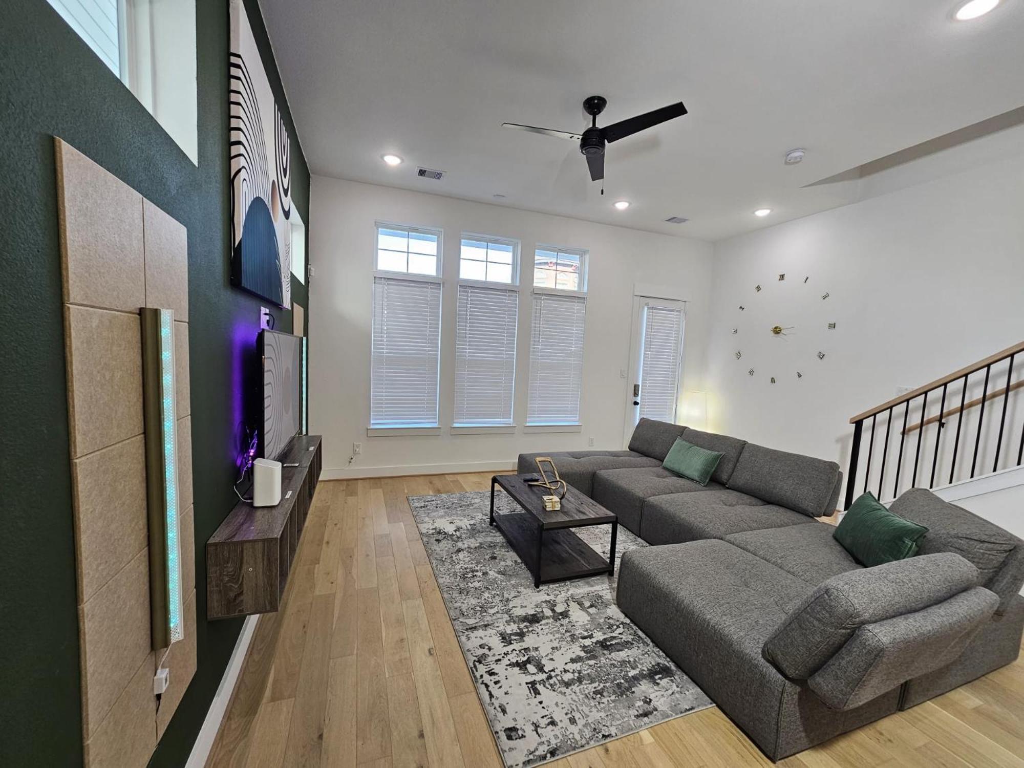 Ultimate Downtown Escape - 3br/2.5ba Sleeps 7 * Houston