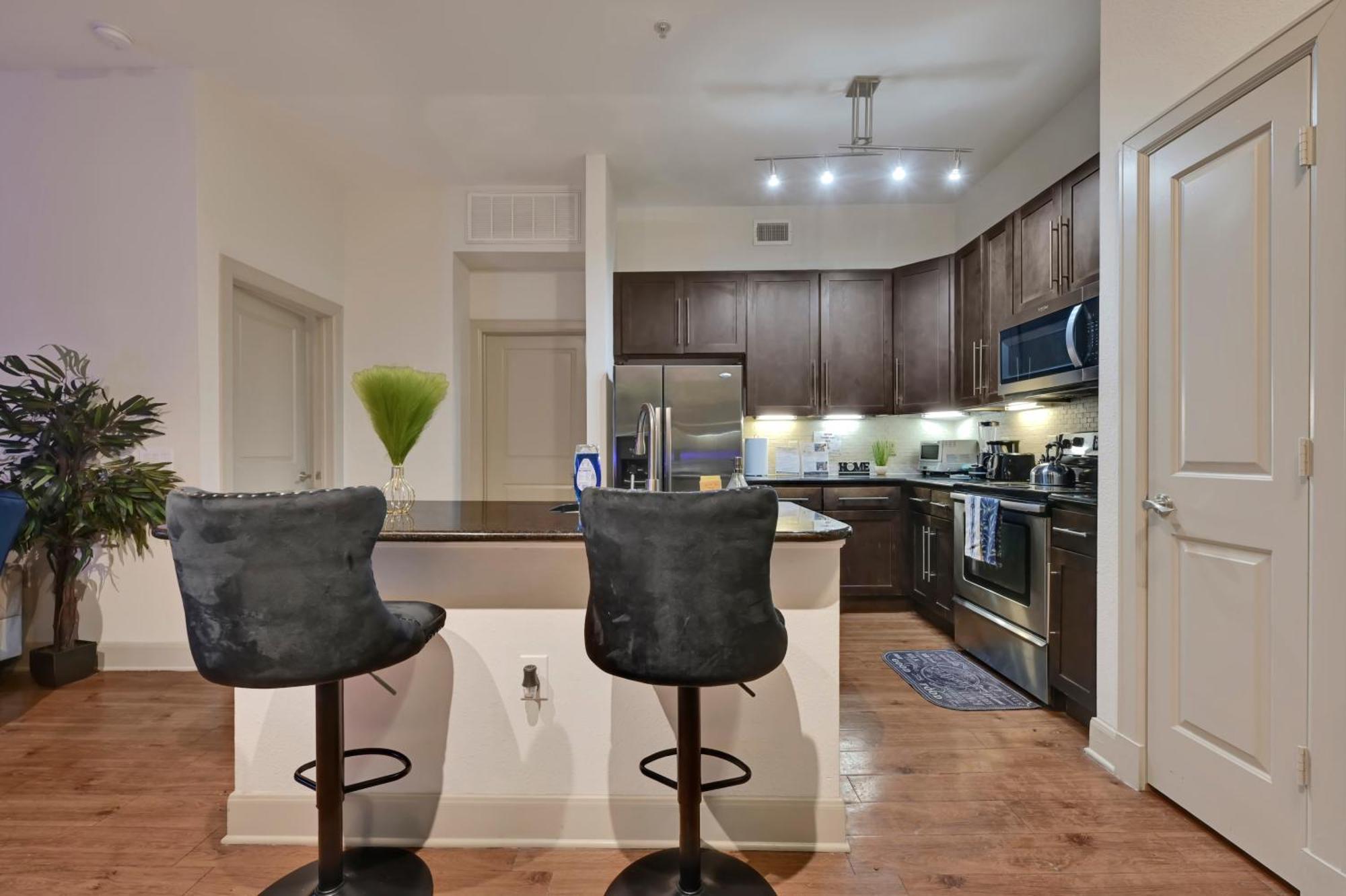 - Walk To Nrg Stadium, Relax By The Pool, And More! Apartment