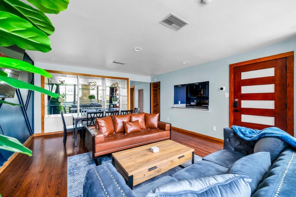 Apartment A Style Pool Ev Charging *