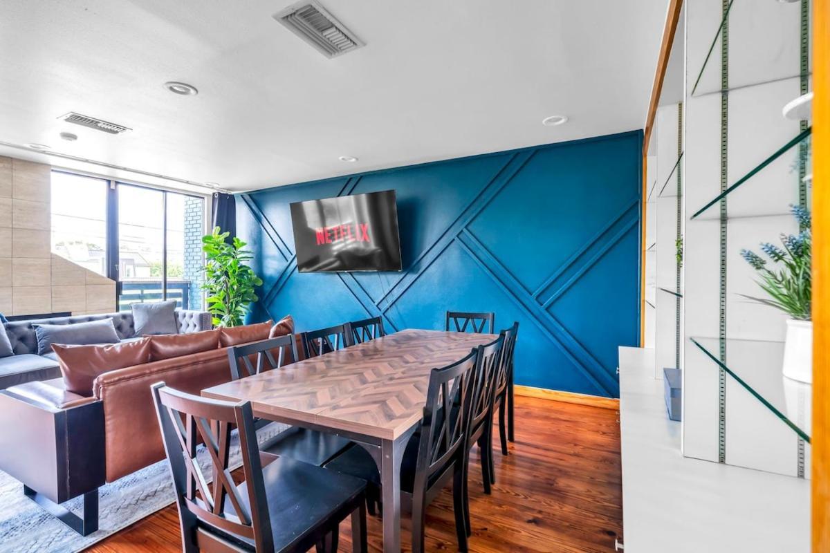 A Style Pool Ev Charging Apartment *
