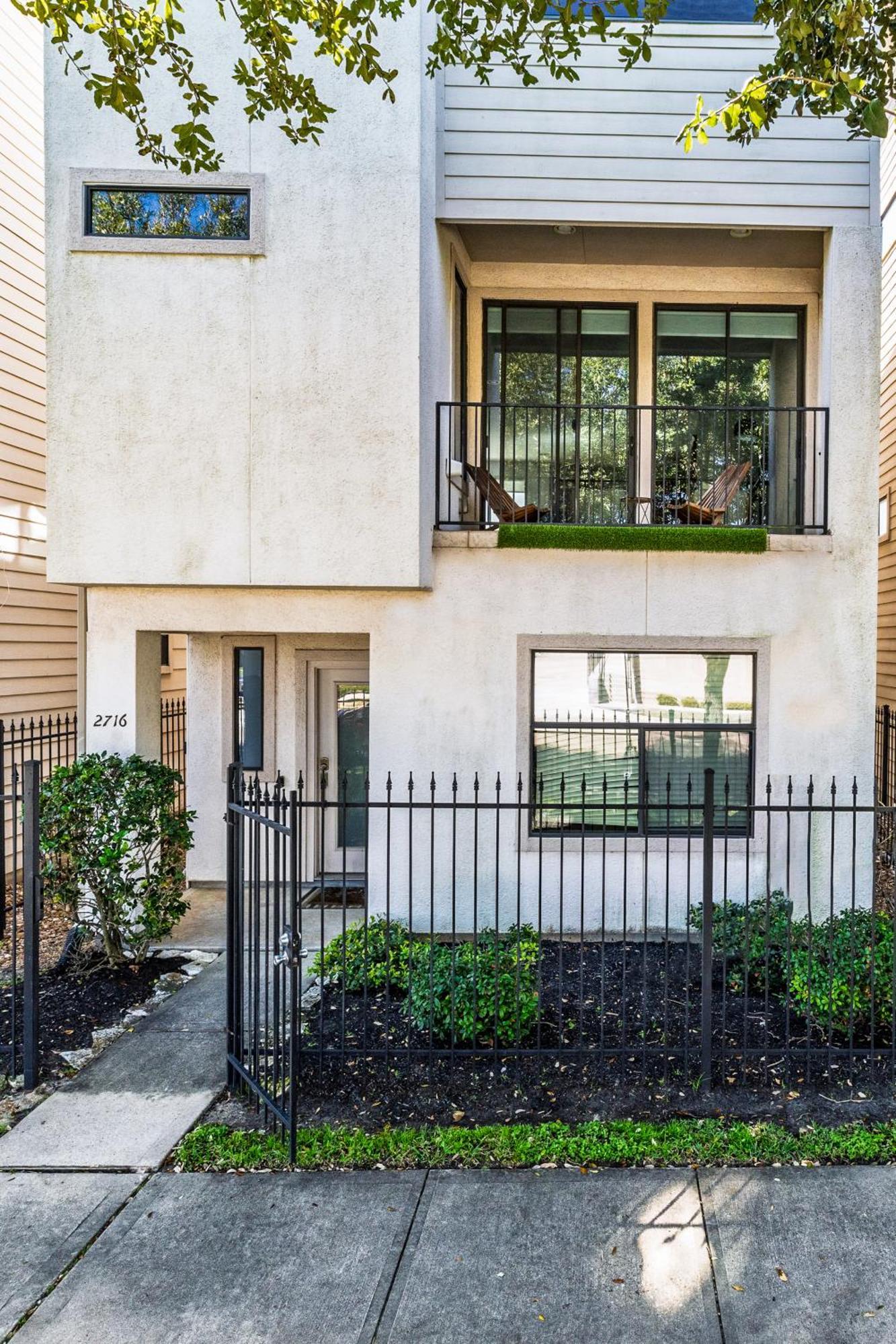 The Nest In East Downtown Texas Holiday home
