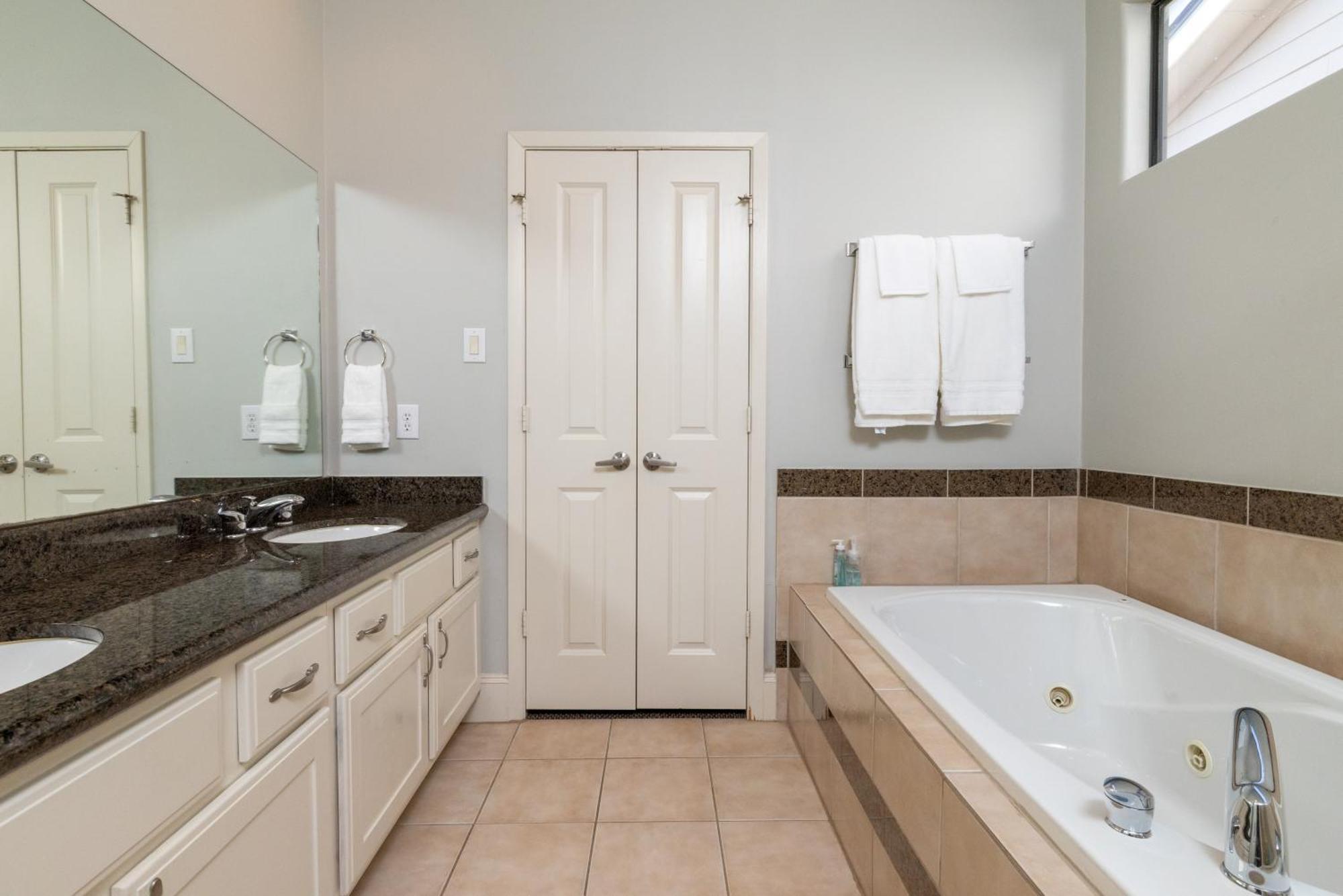 The Nest In East Downtown Texas Holiday home