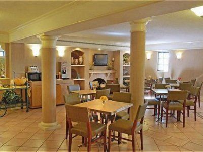 Travelodge By Wyndham Cy-fair Houston