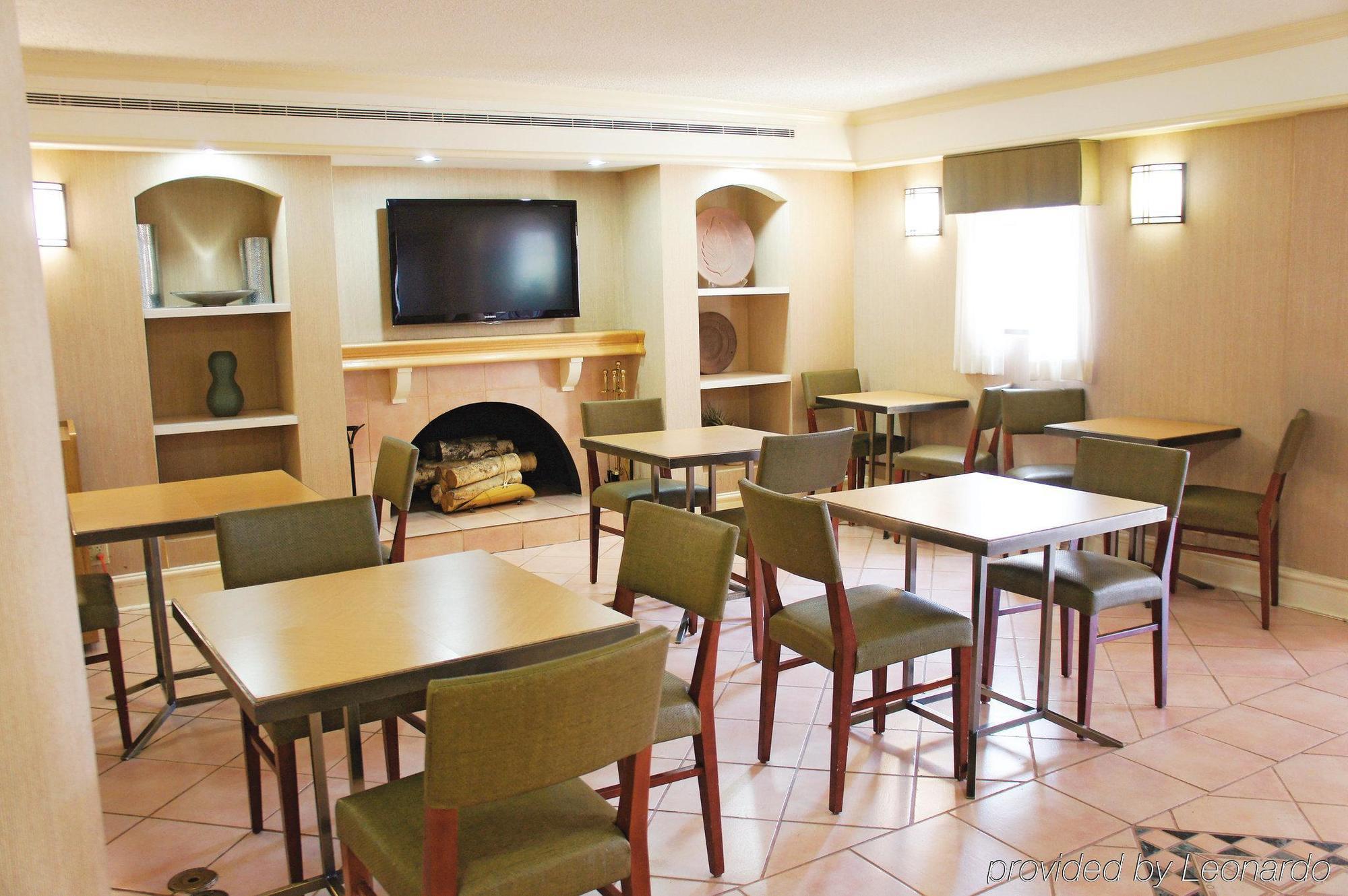 Travelodge By Wyndham Cy-fair Houston
