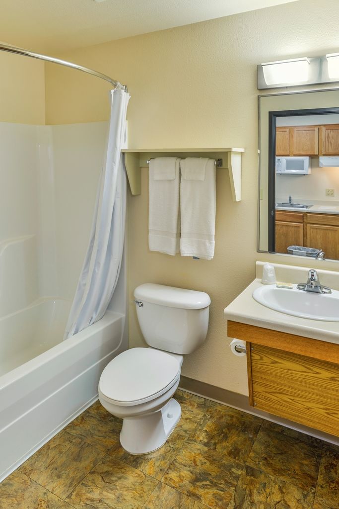 Woodspring Willowbrook Hotel 2*