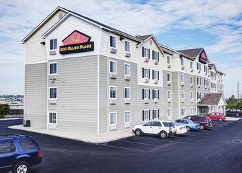 Woodspring Willowbrook Hotel