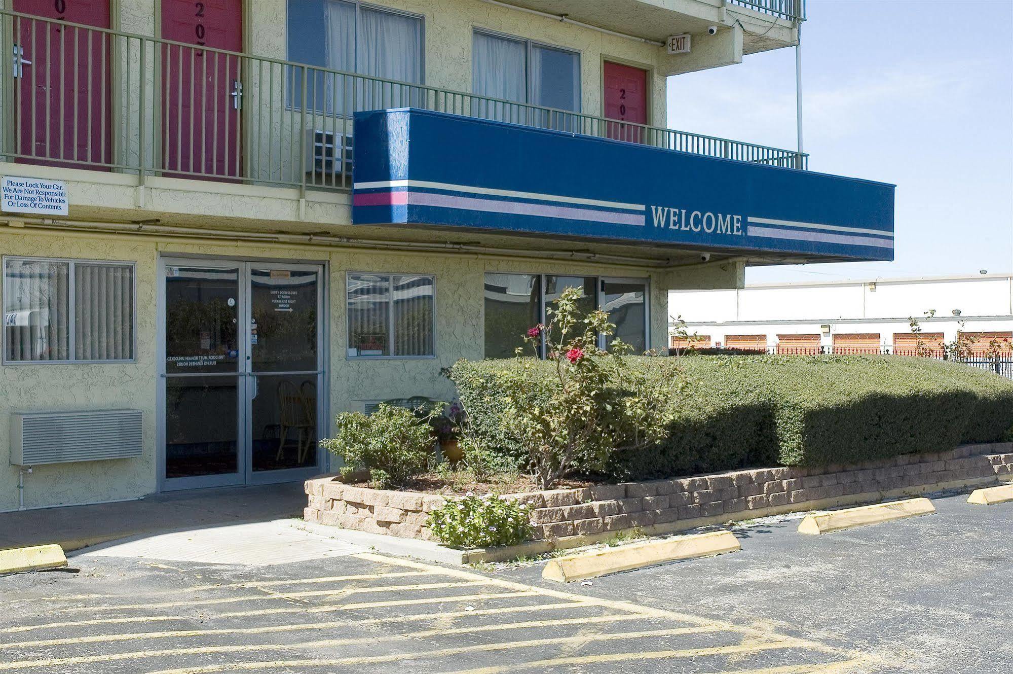 Hotel Oyo Southwest I-69 2*