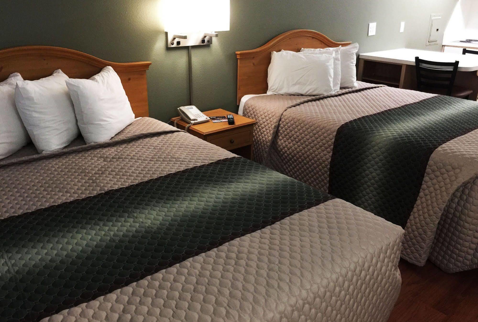 Motel Hometowne - West Oaks Houston