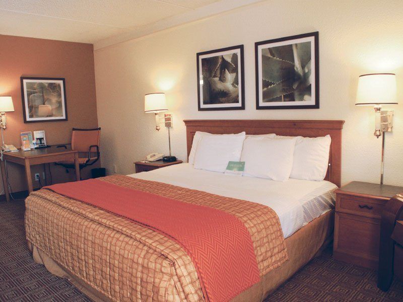Travelodge By Wyndham Cy-fair