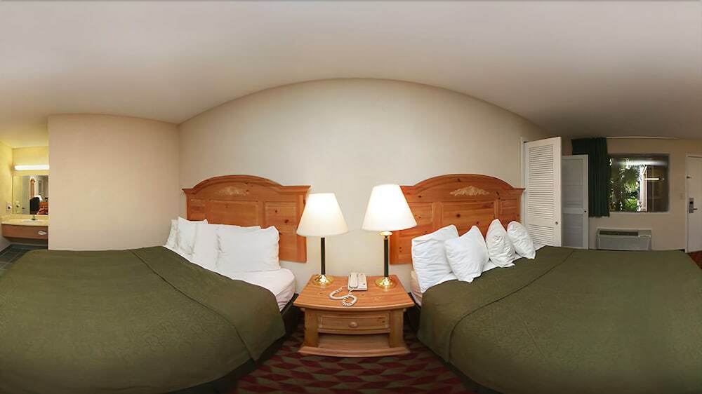 Hotel Signature Galleria 2*