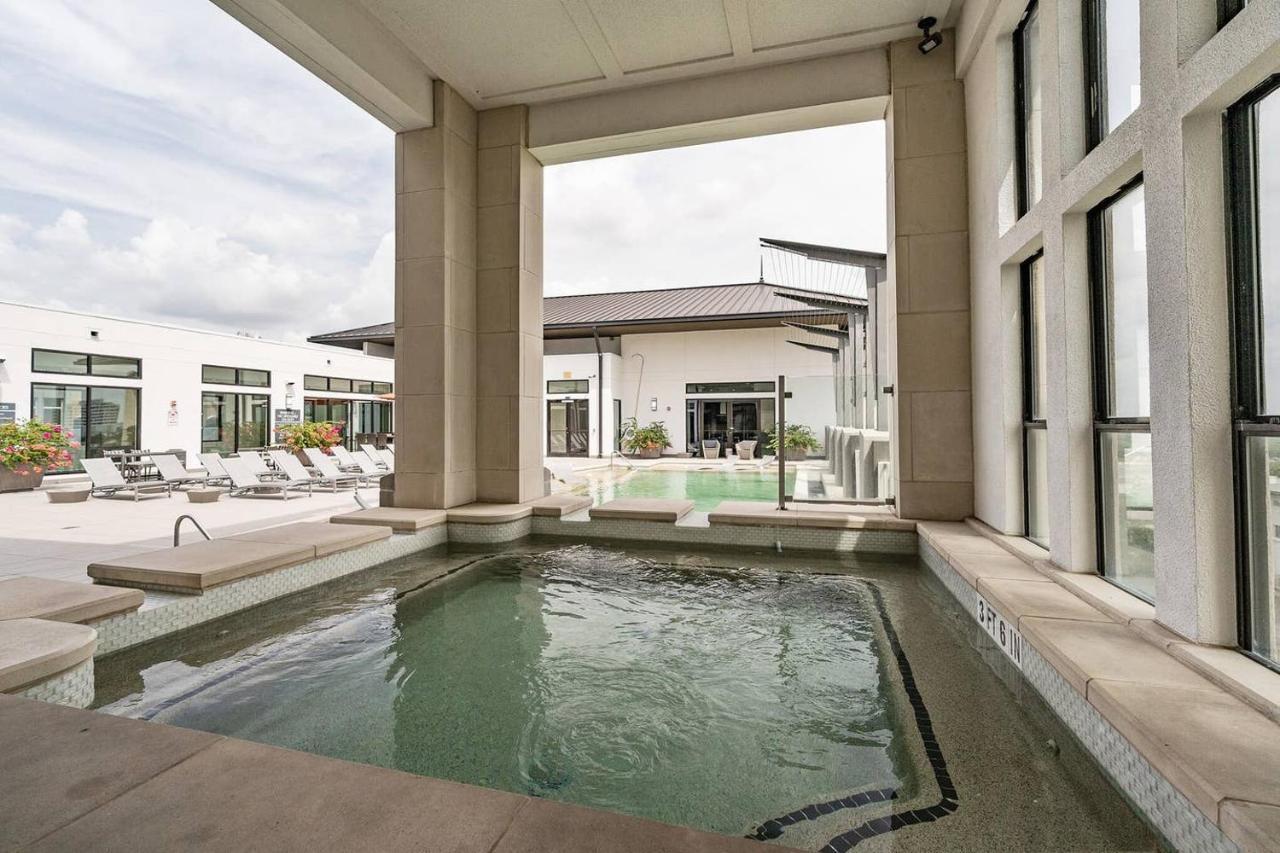 Apartment Modern + Pool + Gym *