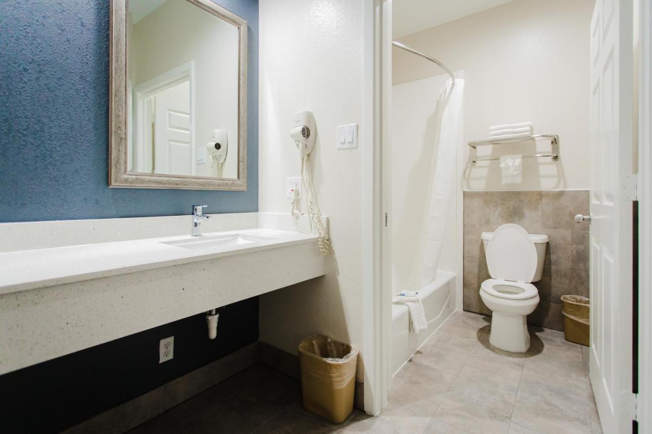 Palace Tx-249 Hotel 2*