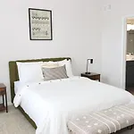 Lovely Texas Medical Center 1 Bedroom Luxury Suite