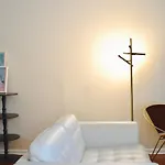 Montrose Pied-A-Terre Apartments Walking Distance To Museums