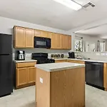 Stylish, Cozy And Centrally Located Oasis.