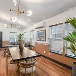 Htx Ultra Chiic Suite #1