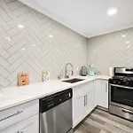Bright And Modern 1Br Apartment In Central Houston