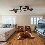 Bayfront Luxury Oasis W Pool Close To Nasa Kemah