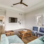 9 Mi To Downtown Houston Spacious Group Getaway