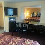 Deluxe Inn Motel