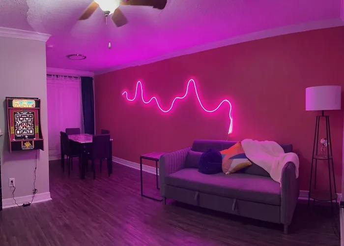 Cozy Houston Getaway 1 Bed 1 Bath