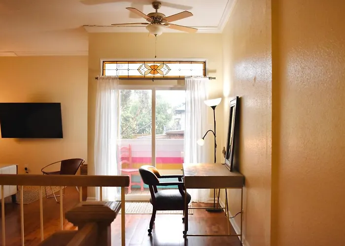 Montrose Pied-A-Terre Apartments Walking Distance To Museums