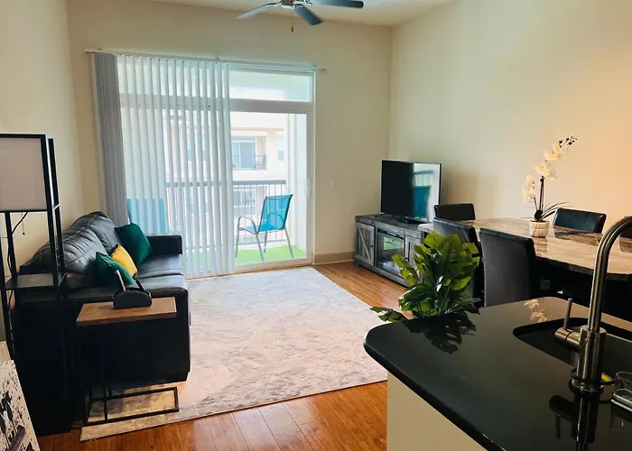 Short Term Stay Apartment Near Medical Center
