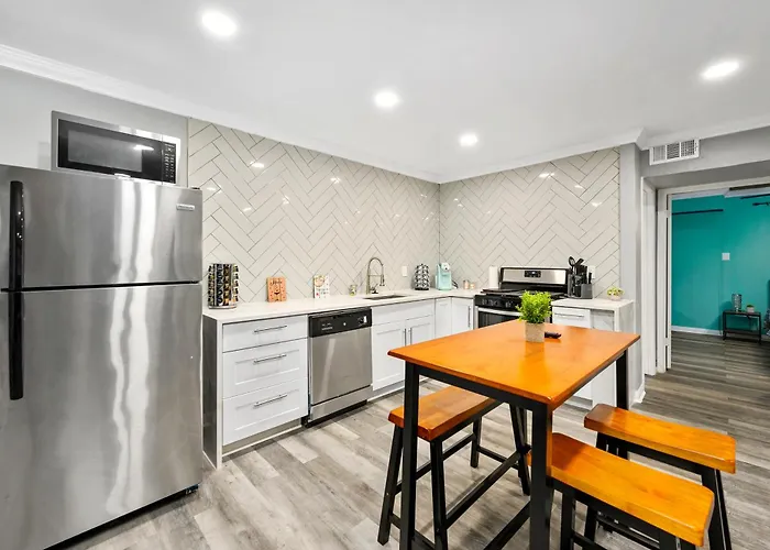 Bright And Modern 1Br Apartment In Central Houston