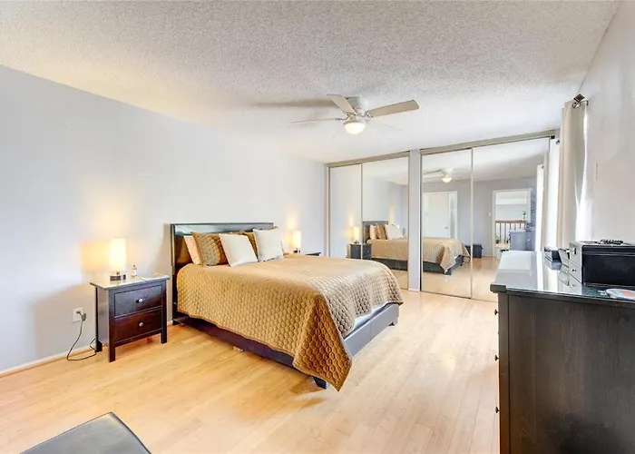Single Cozy Heart Of Htx