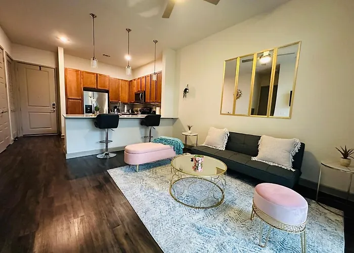 Luxury Cozy 1Bdapt Downtownview