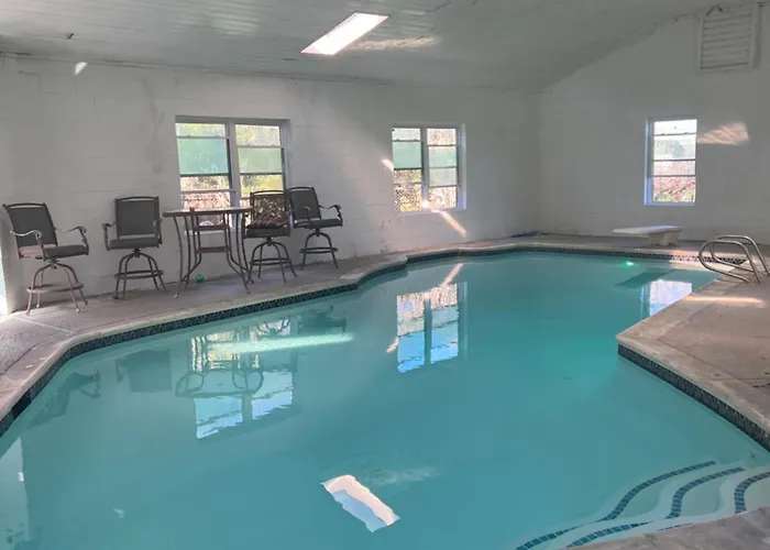 Indoor Heated Pool, Hot Tub And Steam Room