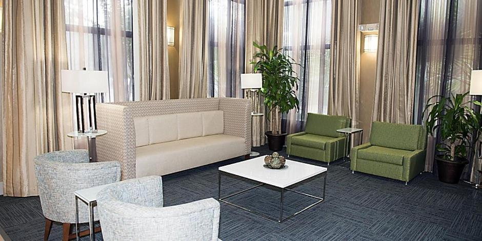 1960 Suites Houston