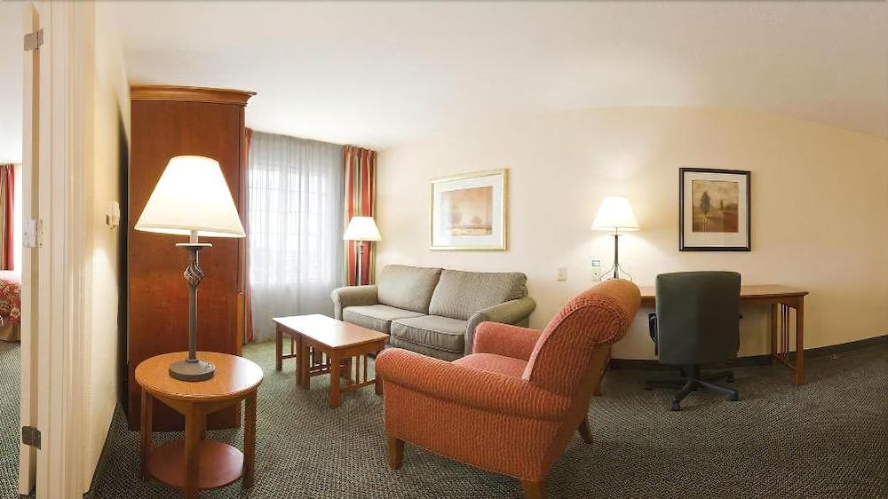 Hotel Staybridge - Willowbrook By Ihg