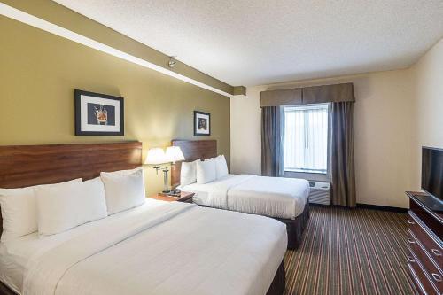 Doubletree By Hilton Westchase