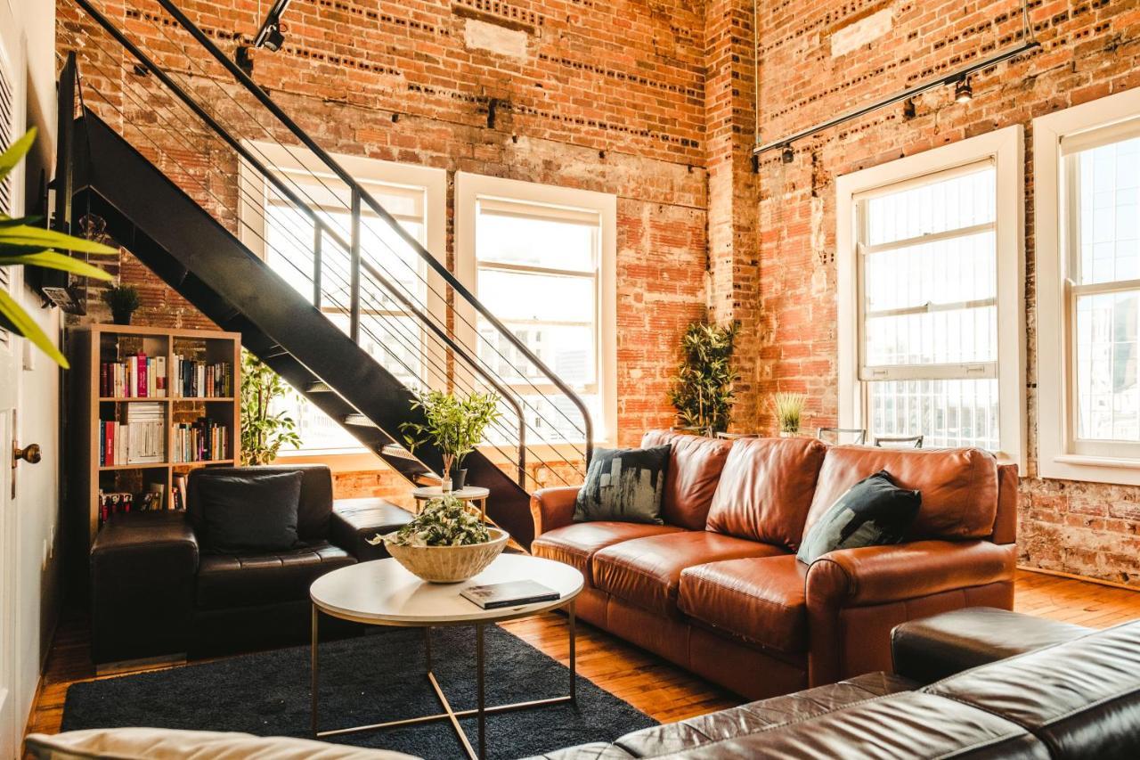 Renu Downtown - Relax,revive,renew Apartment