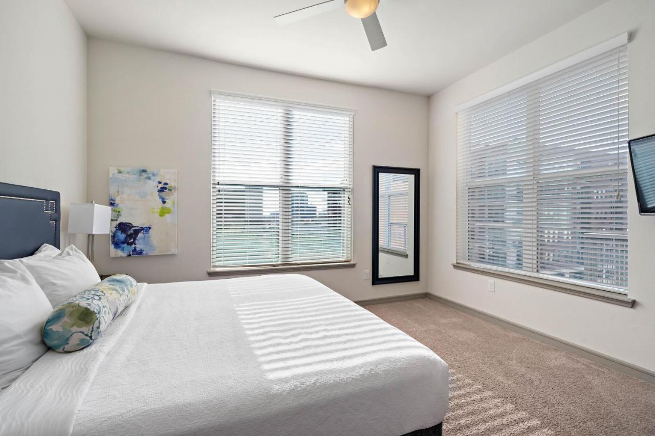 Renu Downtown - Relax,revive,renew Houston