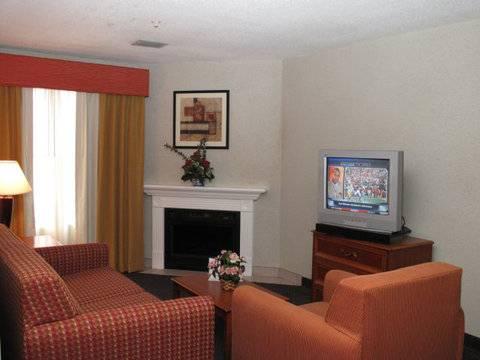 Staybridge Nw/willowbrook, An Ihg Hotel