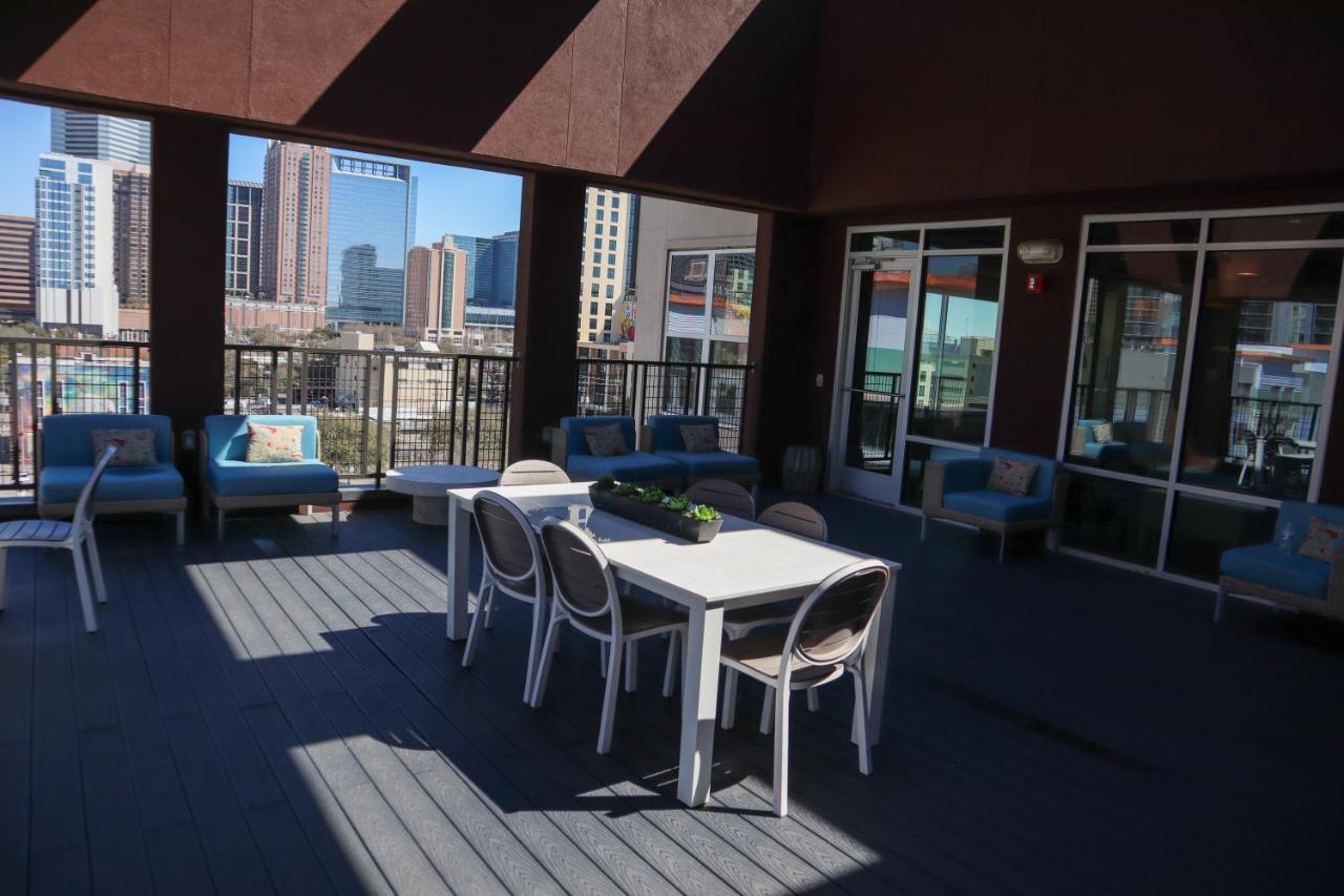 Renu Downtown - Relax,revive,renew Apartment Houston
