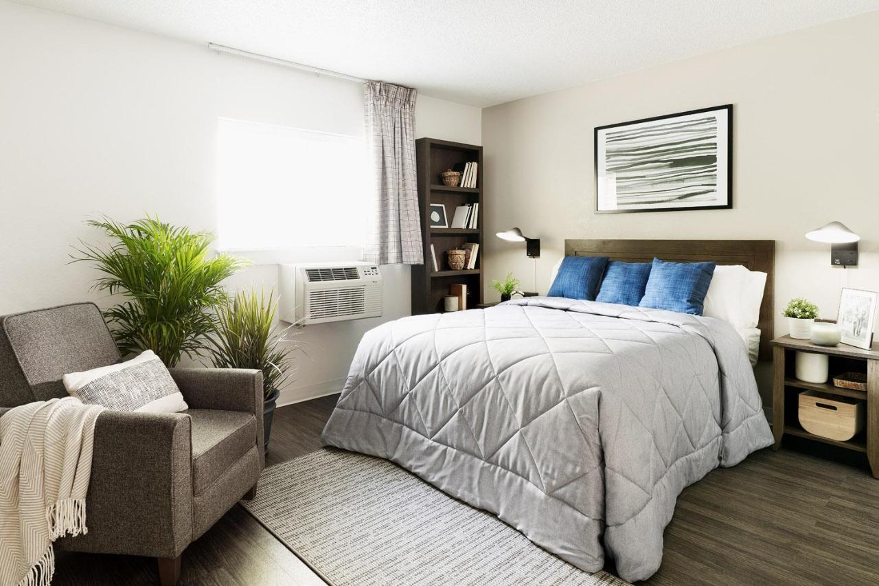Intown Extended Tx - Westchase Motel 2*