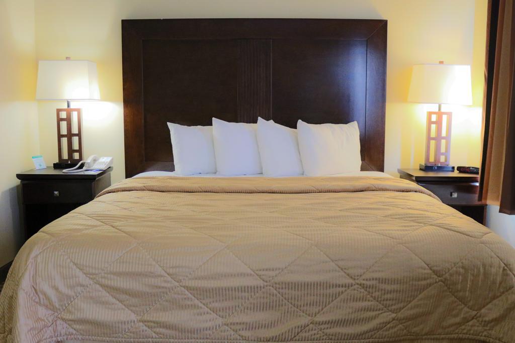 Frontier Hotel Houston