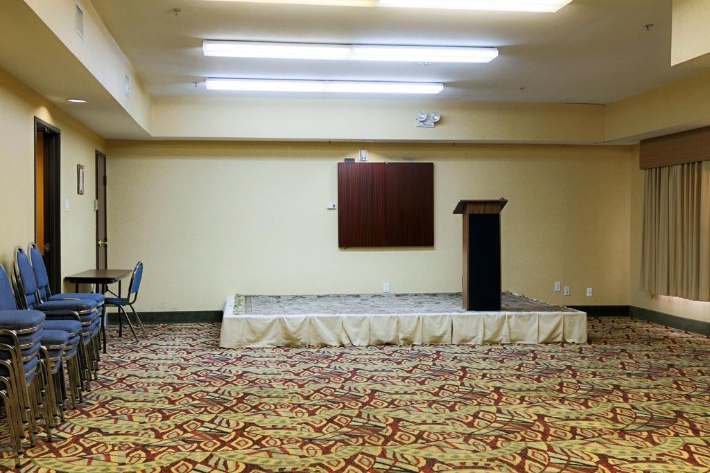 Frontier Hotel