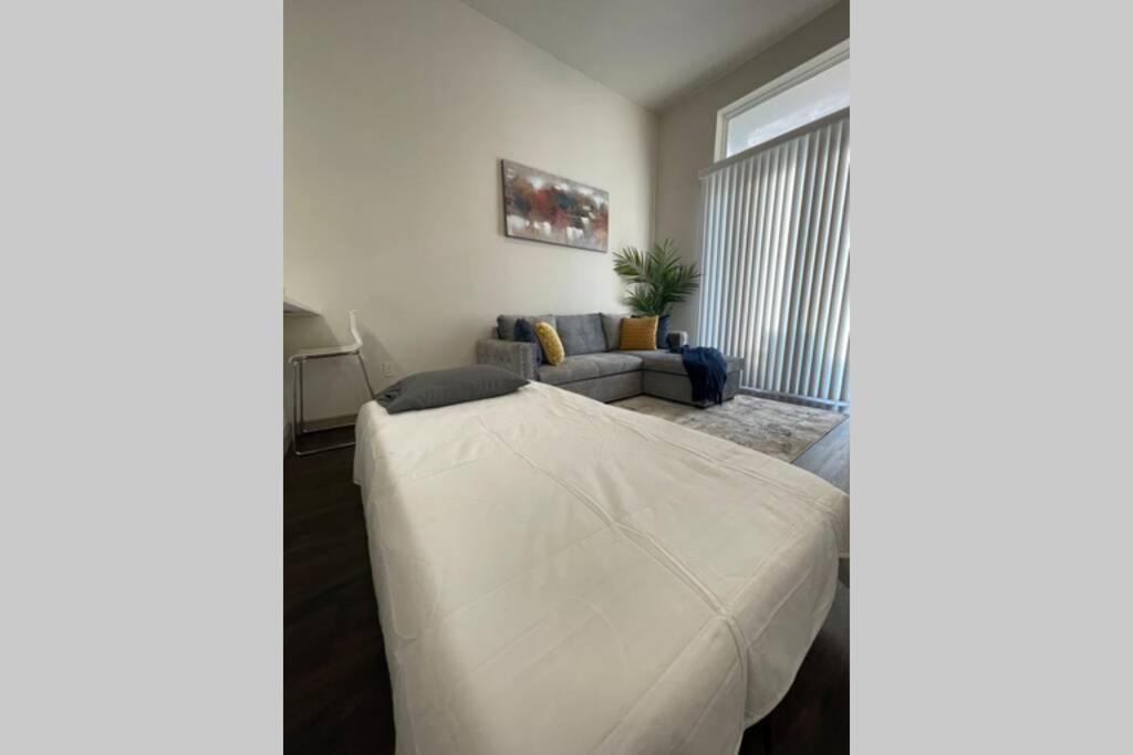 Downtown W Pool And Free Parking 6 Apartment *