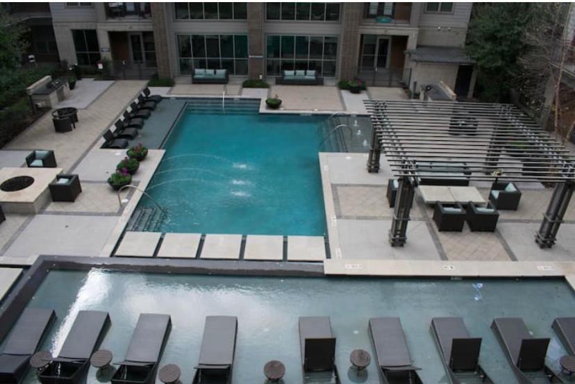 Luxury 1br Downtown Houston