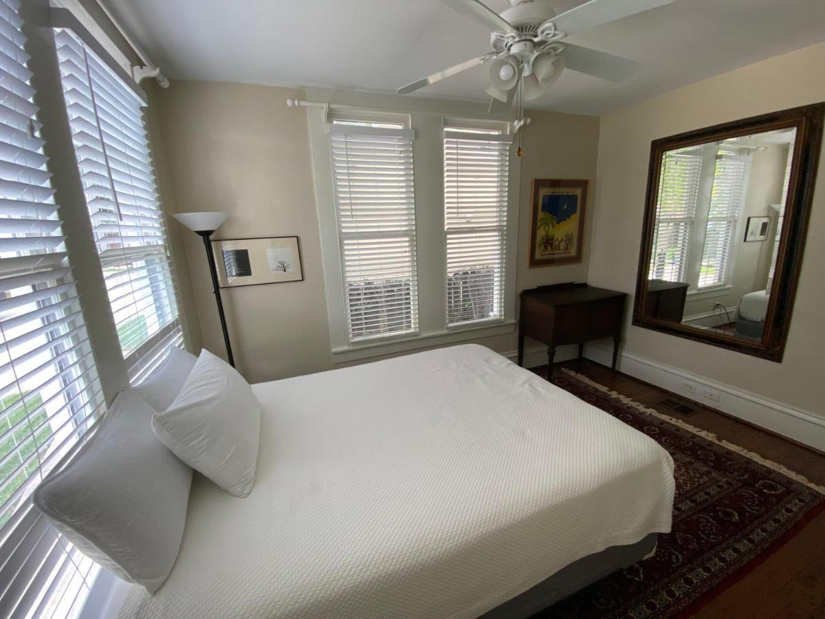 Apartment Spacious Oasis At Greeley Gardens--ample Patio Space And Gated Parking