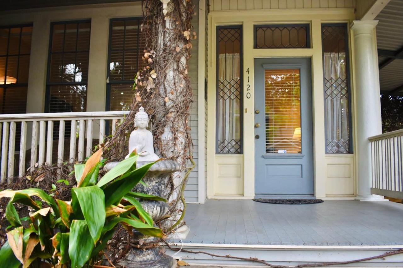 Spacious Oasis At Greeley Gardens--ample Patio Space And Gated Parking Apartment *